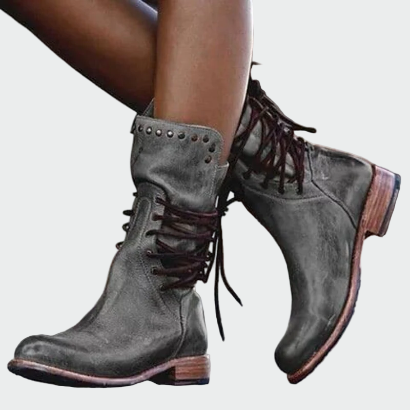 Leather shoes with laces