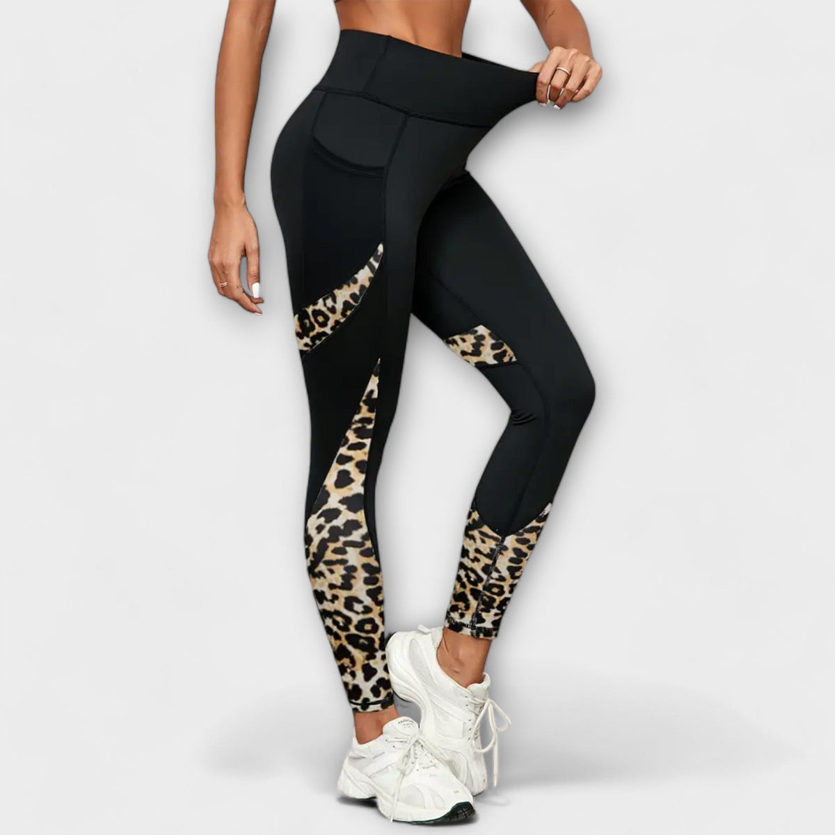 High-waisted workout leggings with leopard print