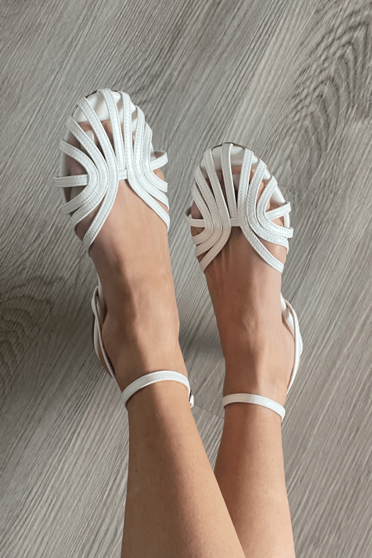 Tegan – Elegáns Ékszer Szandálok