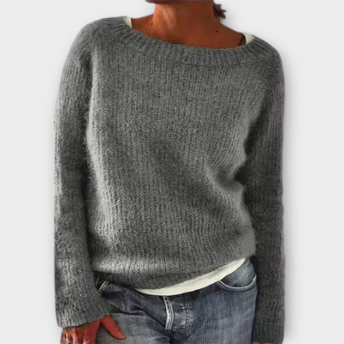 Regine – solid knit sweater