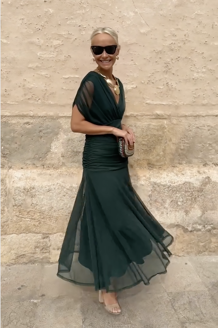 Luisa V kivágású ruha