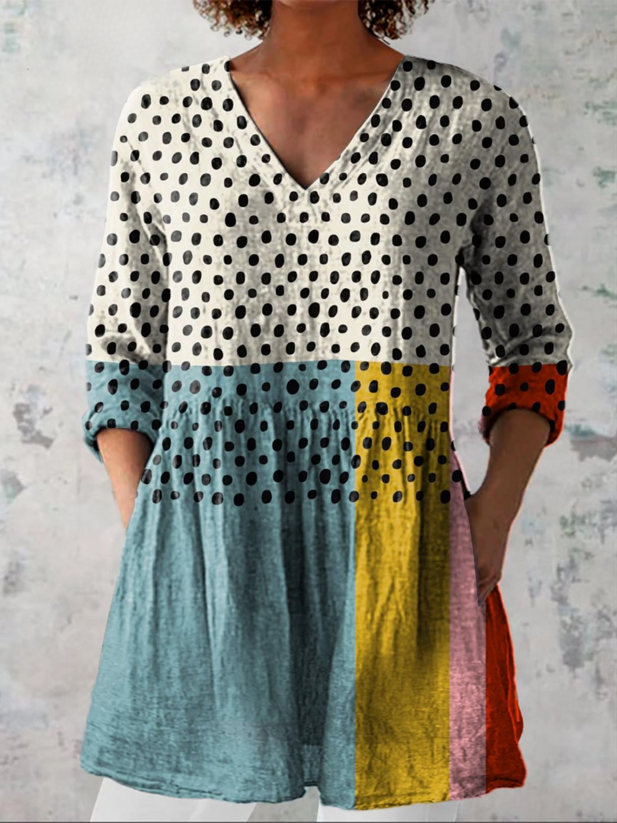 Valerie | Long Blouse with V-Neckline