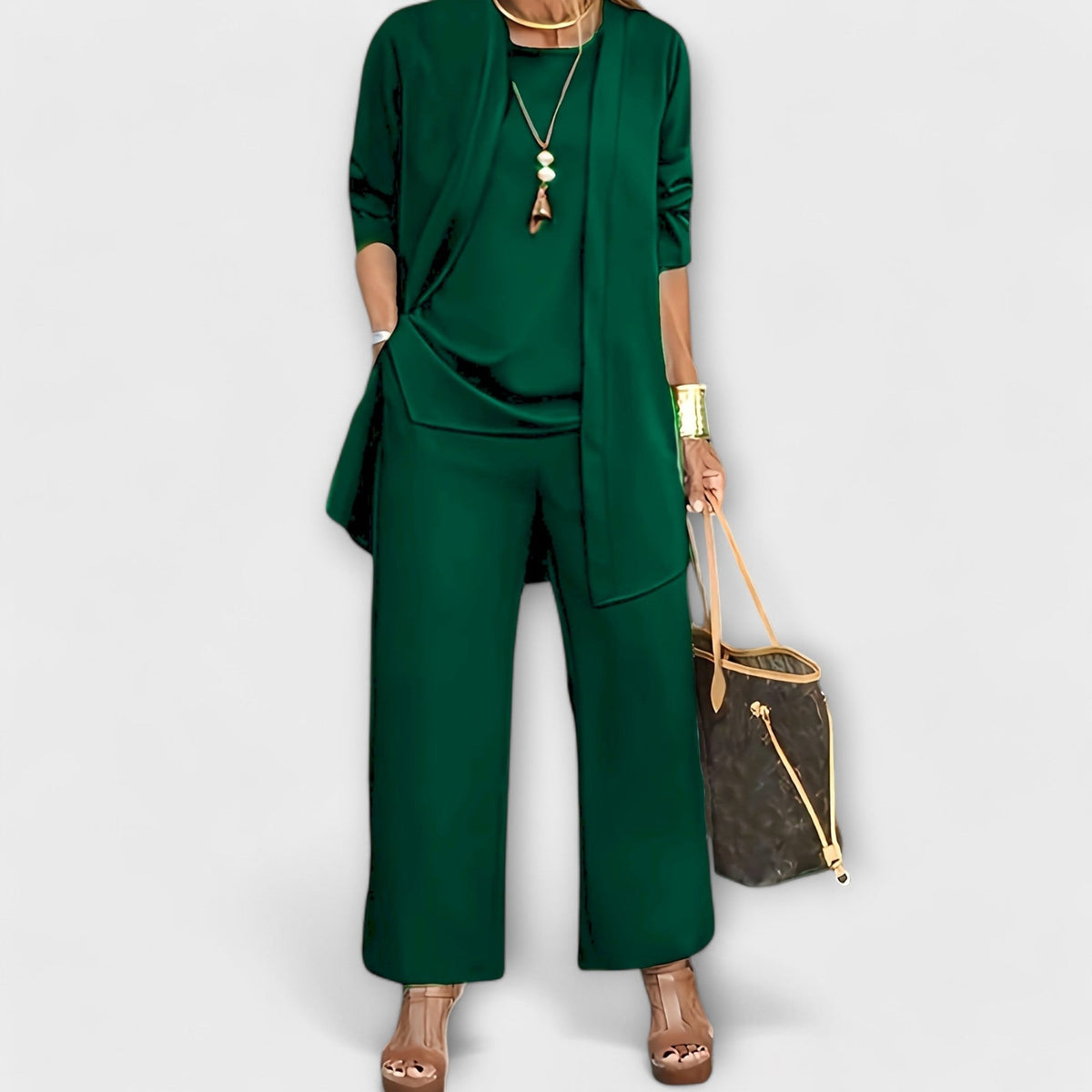 Comfortable three-piece set