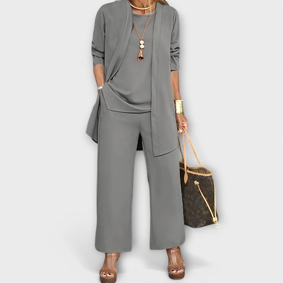Comfortable three-piece set