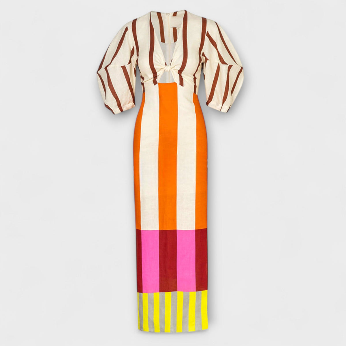 Kaya – Maxi dress with a deep neckline and balloon sleeves