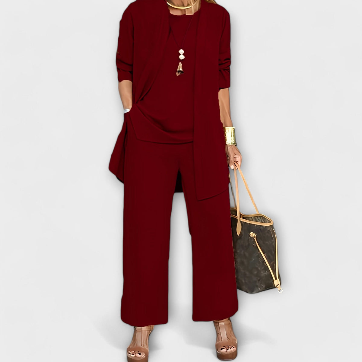 Comfortable three-piece set