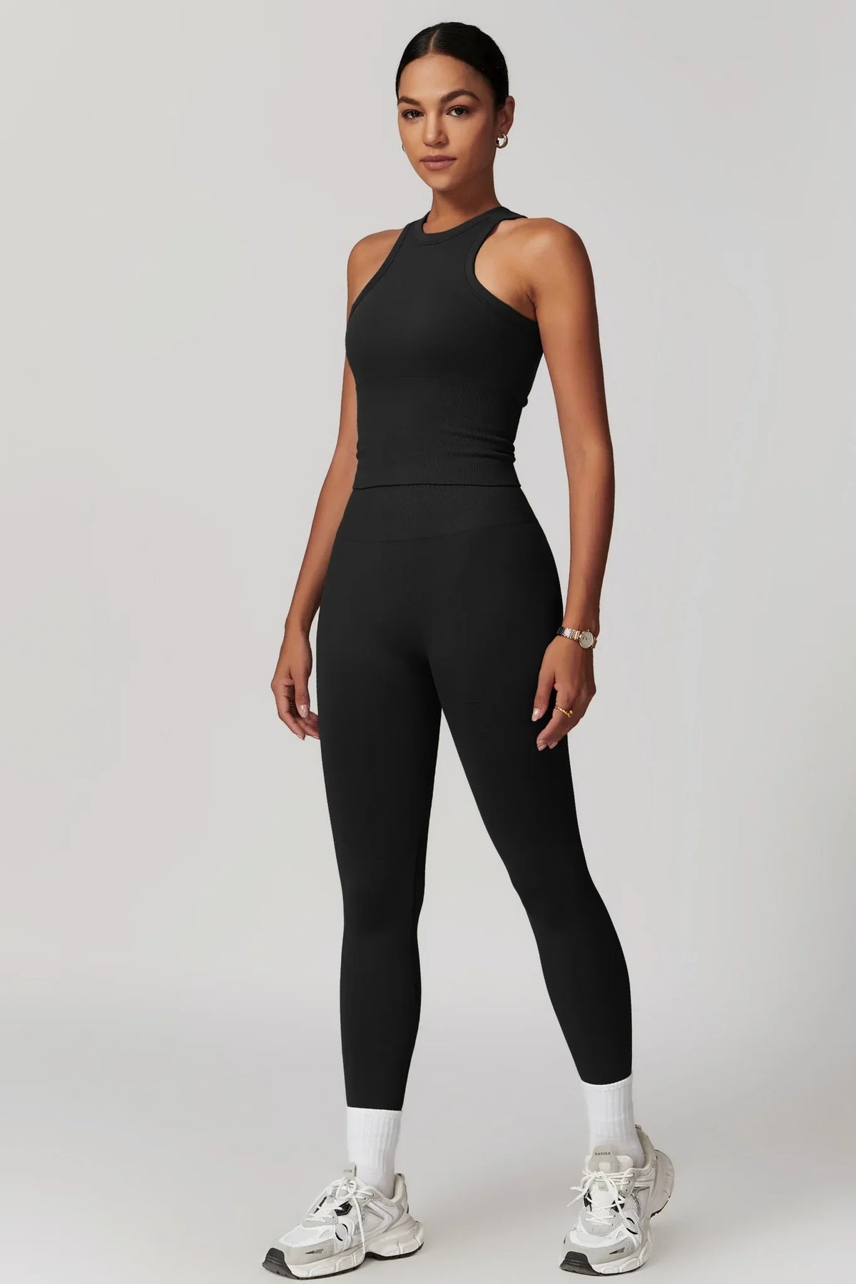 Chloe – Magas Derekú Leggings (Fekete)
