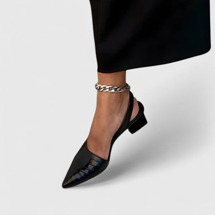 Nicoleta | Elegáns Ortopéd Sarok