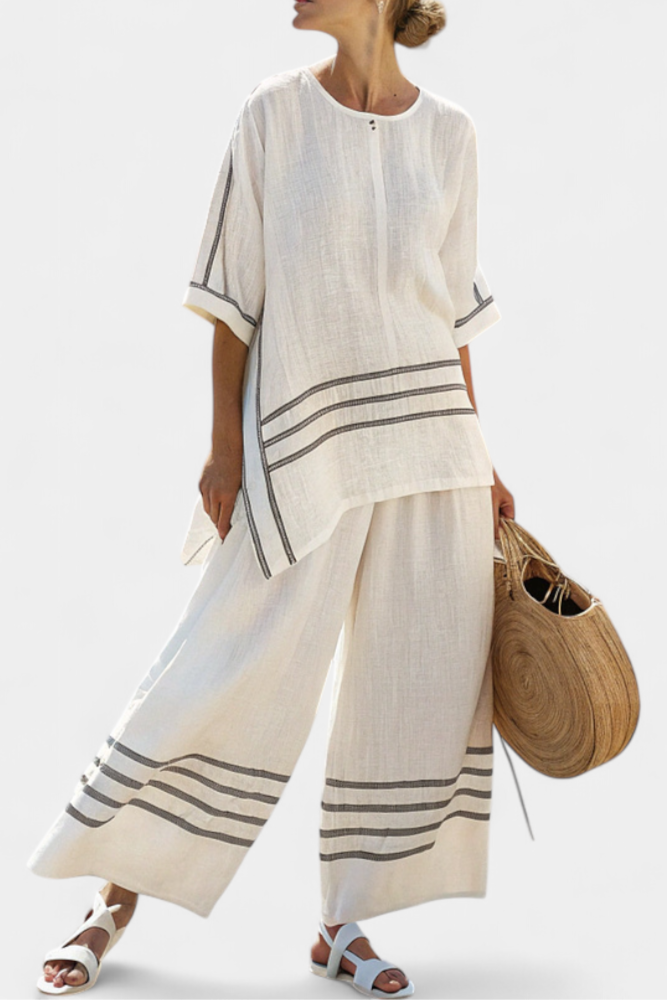 Wide striped, asymmetrical overall - modern and comfortable style