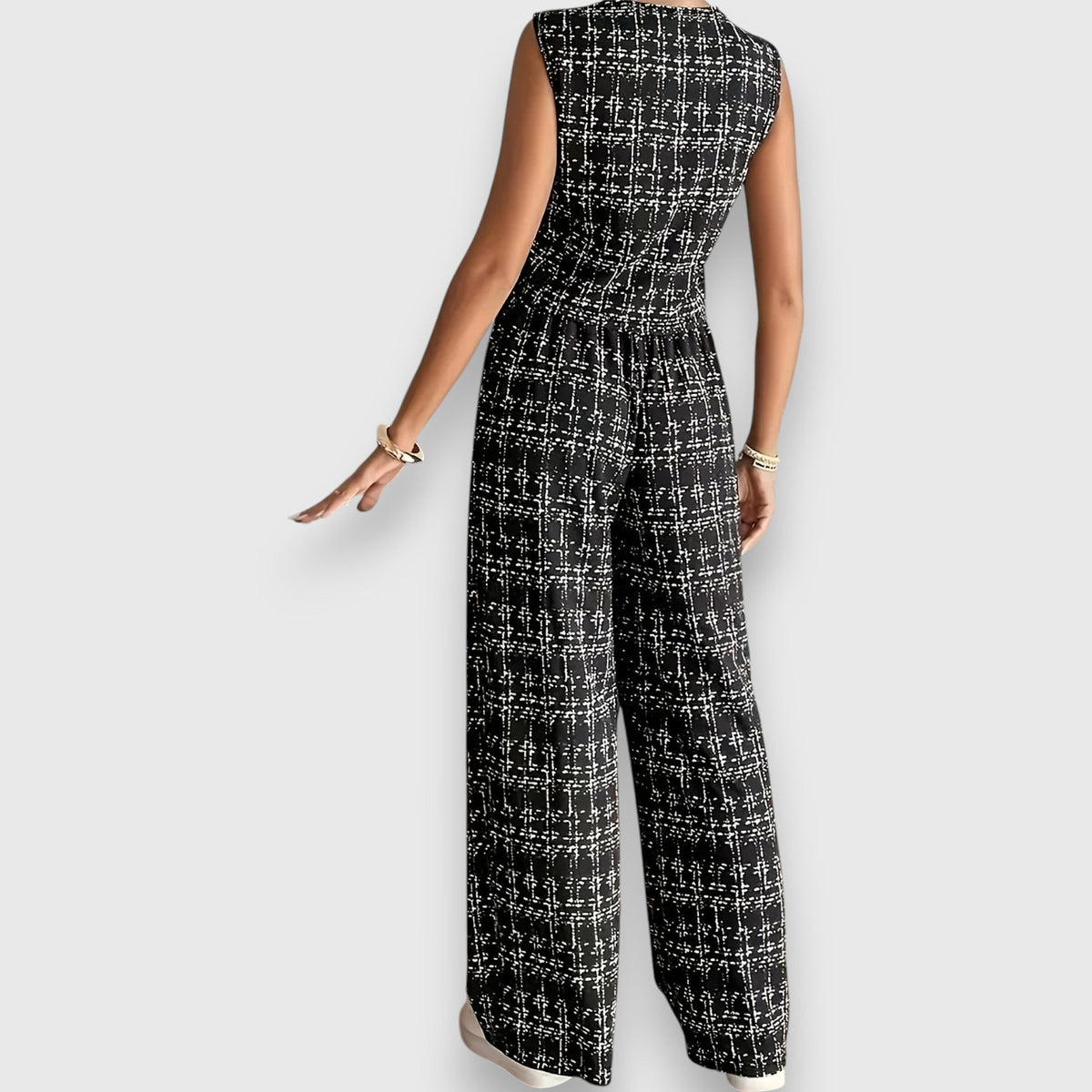 Two piece set with V-neck top and matching trousers