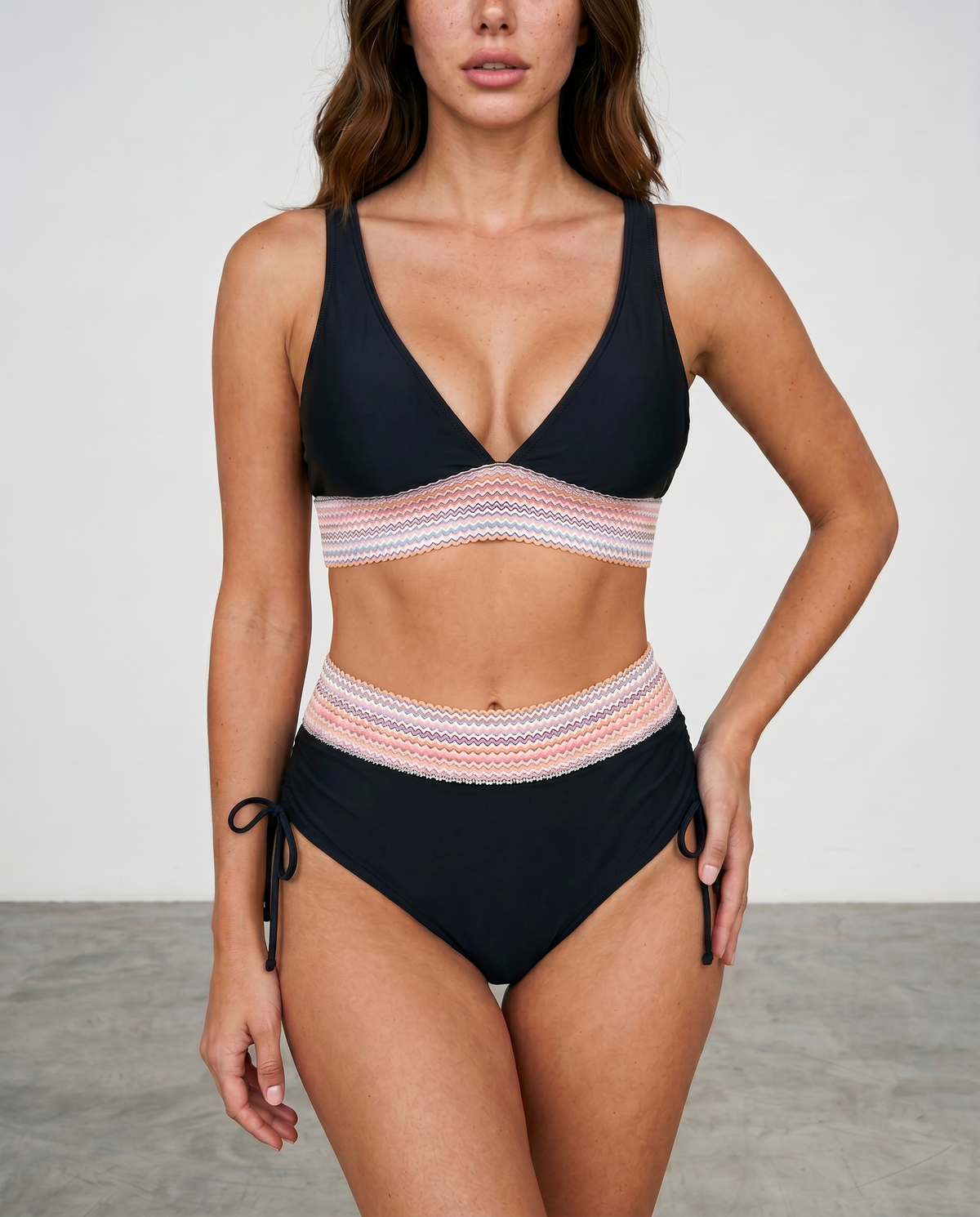 Elara | Alakformáló Push-Up Bikini Magas Derekú Tervezéssel