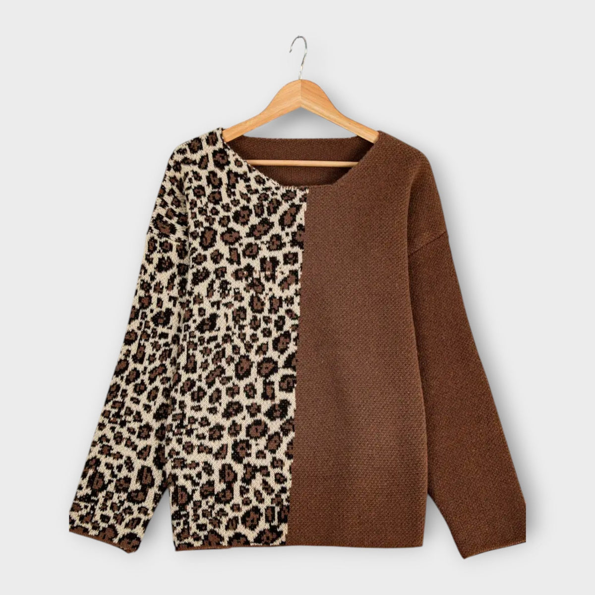 Marina - Leopard print loose sweater