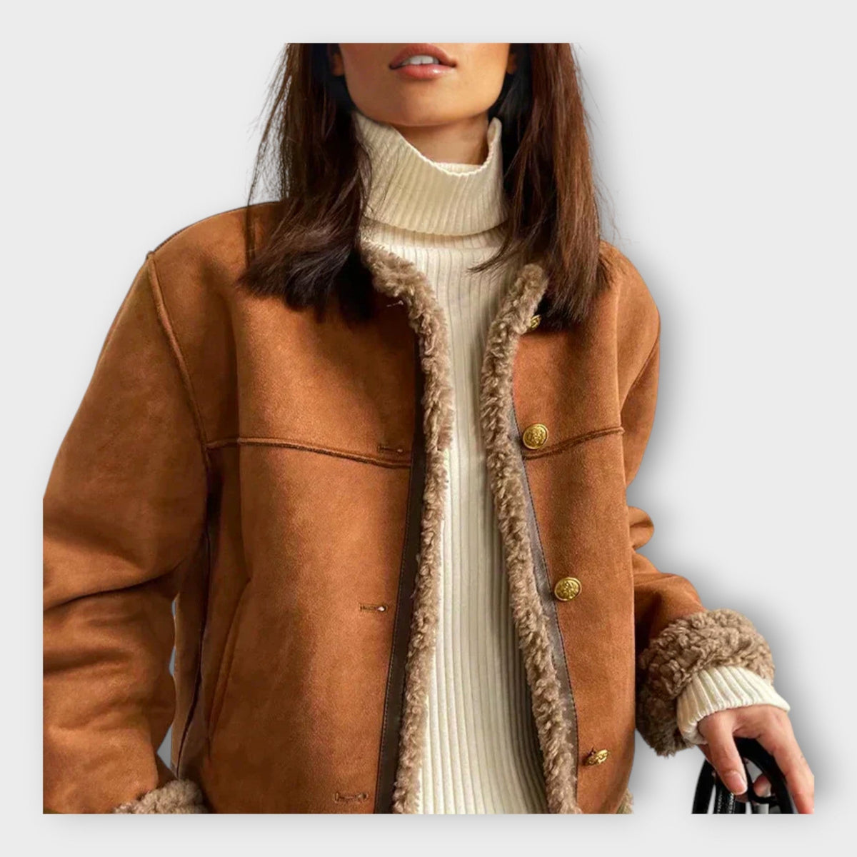 Elegant leather jacket with warm lining and classic style