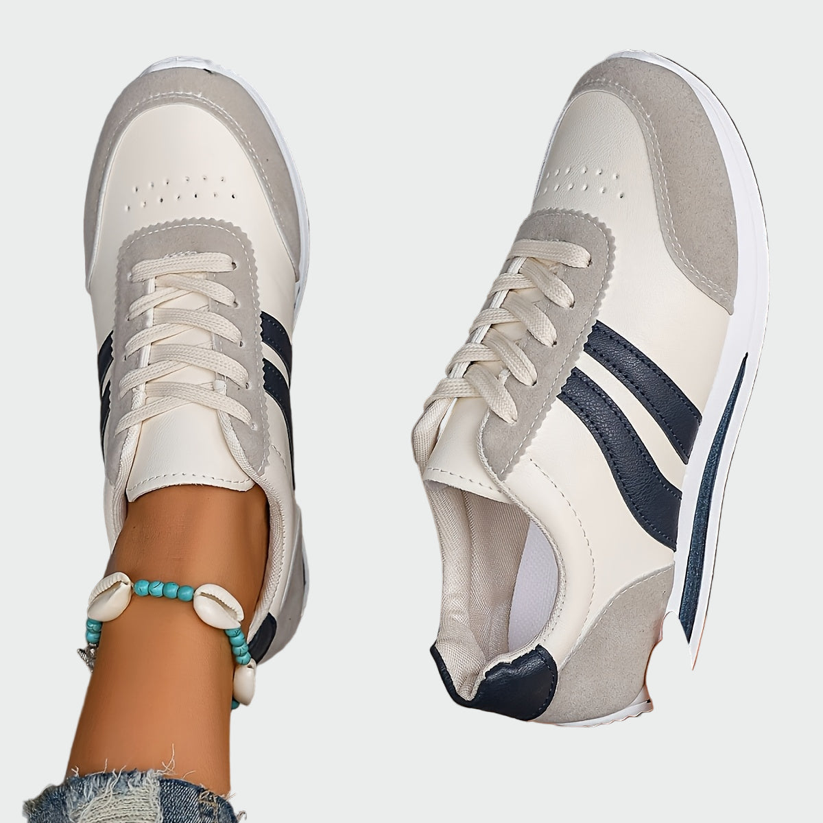 Lightweight women's trainers
