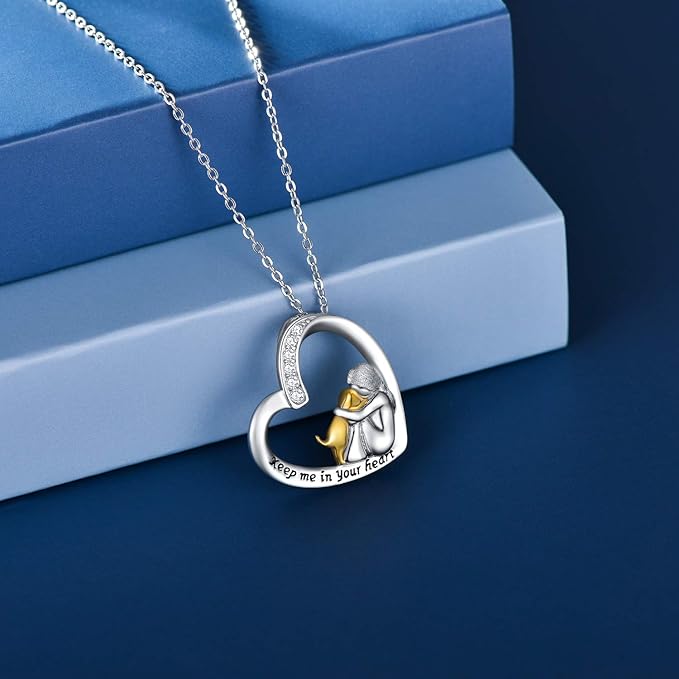 925 Sterling Ezüst Nyaklánc – Szív és Kutya Design Zirconia-val
