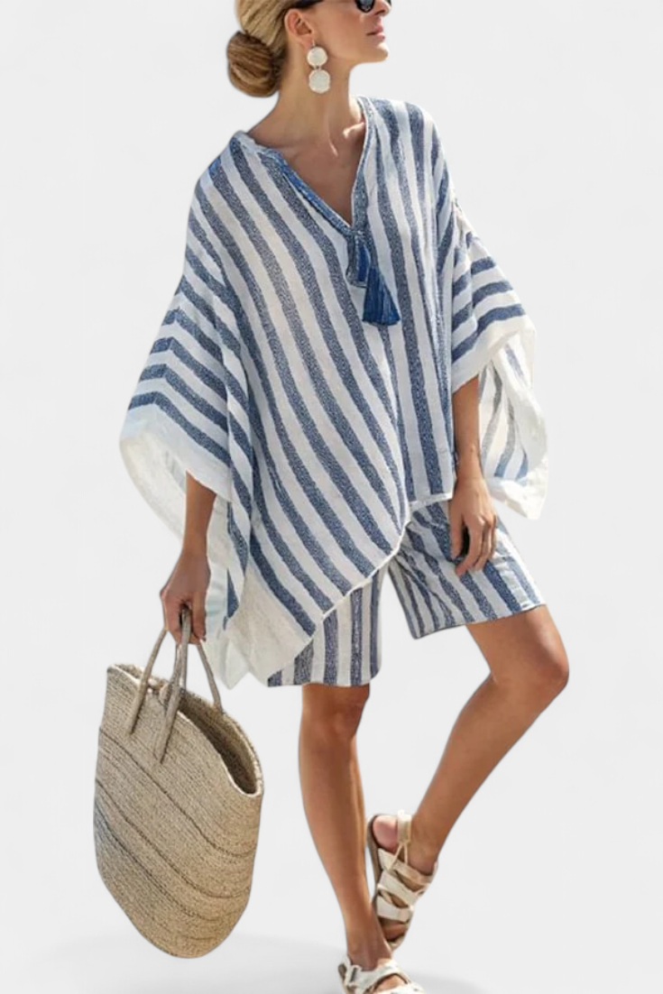 Nancy striped set with oversized T-shirt and elegant shorts