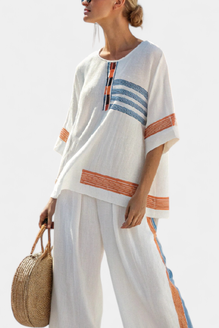 White Ethnic Daisy Set with Blue and Orange Details – Unique and Vibrant Style