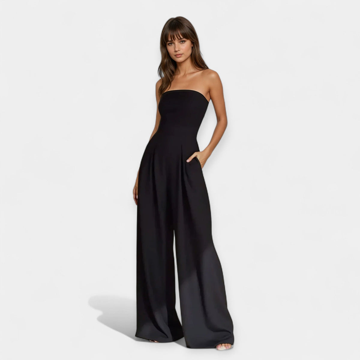 Full-length strapless lace-up dress