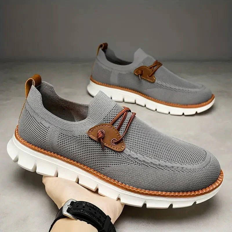 Károly | KÖNNYŰ SLIP-ON SPORTCIPŐ FÉRFIAKNAK